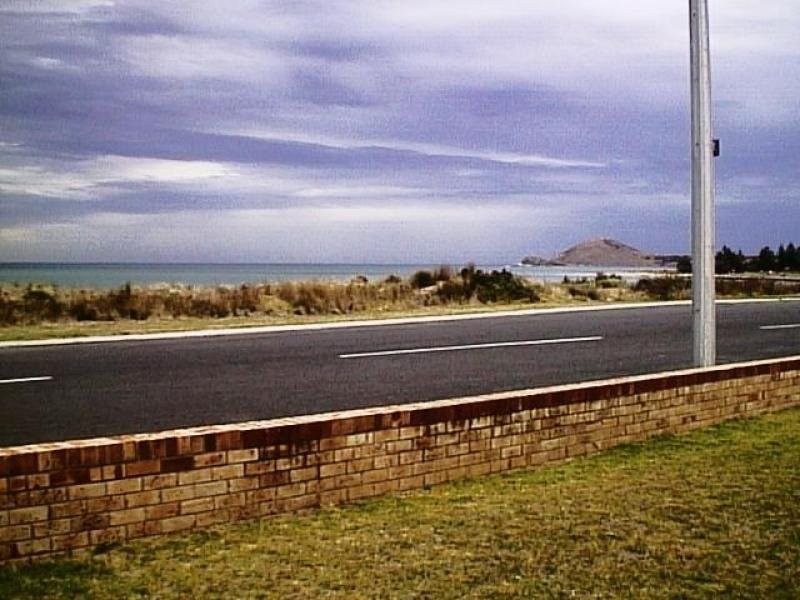 52 Esplanade, Victor Harbor SA 5211