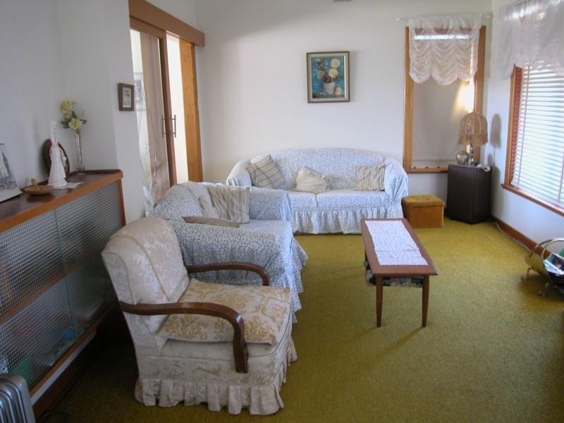 52 Esplanade, Victor Harbor SA 5211