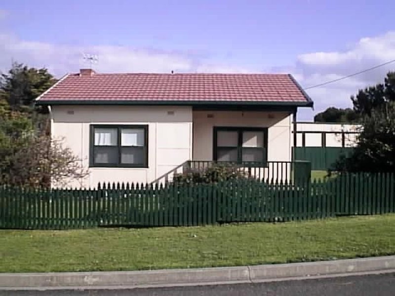 9 First Avenue, Hayborough SA 5211