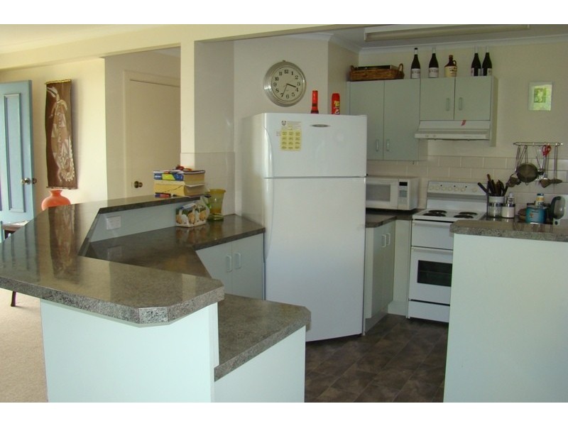 2 Rosetta Terrace, Port Elliot SA 5212