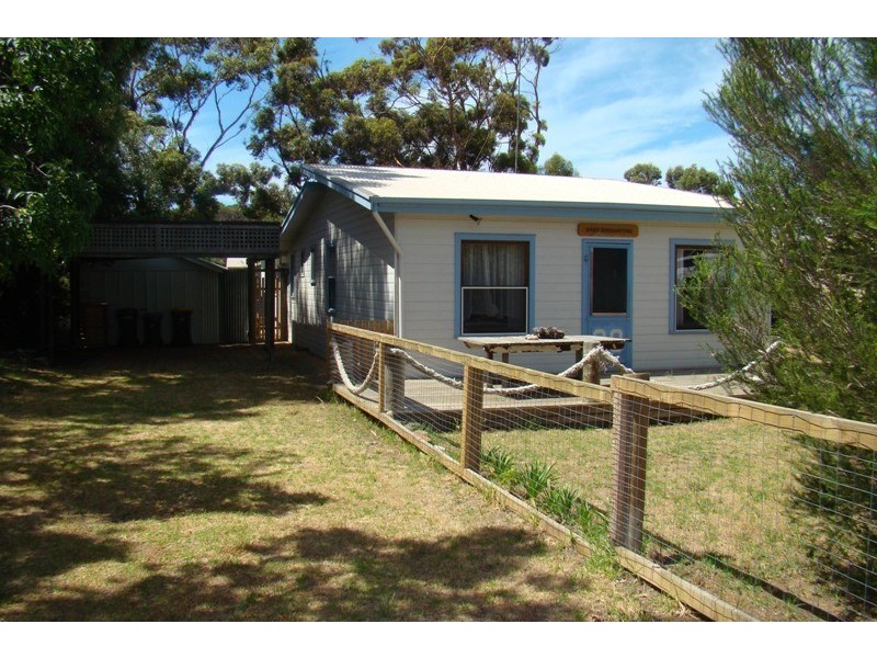 30 Russell Street, Encounter Bay SA 5211