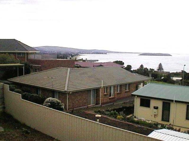4 Thompson Court, Encounter Bay SA 5211