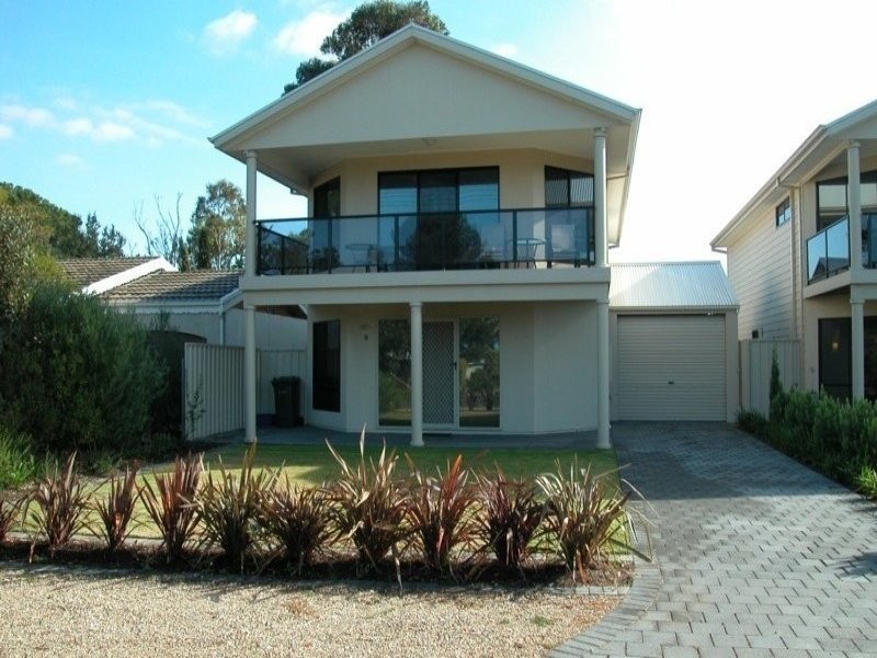 9 Giles Street, Encounter Bay SA 5211