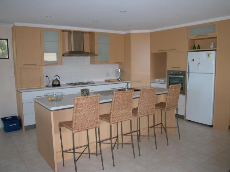 9 Giles Street, Encounter Bay SA 5211