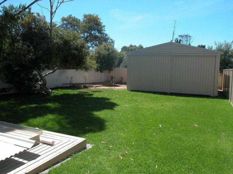 9 Giles Street, Encounter Bay SA 5211