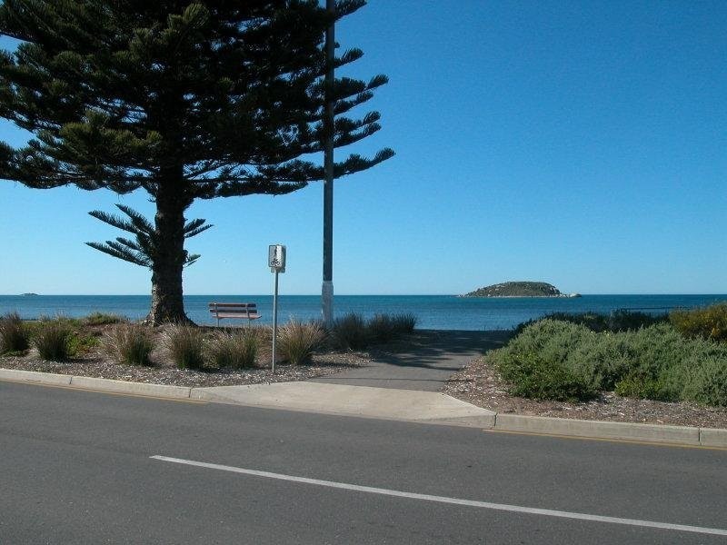 72 Franklin Parade, Encounter Bay SA 5211