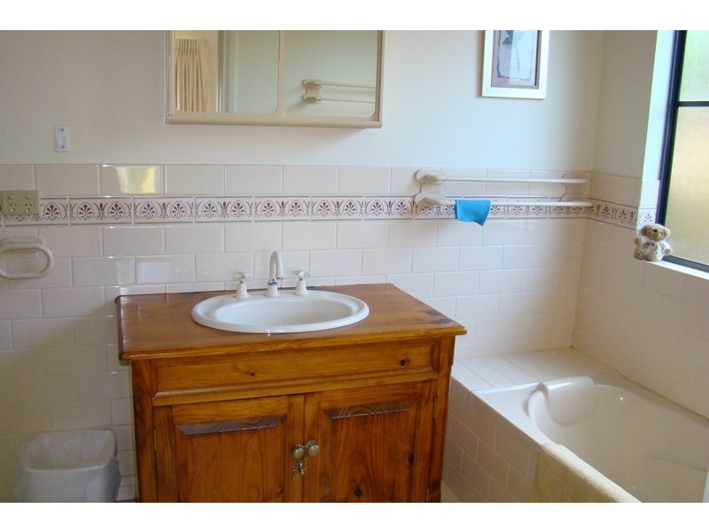 32 Montpelier Terrace, Port Elliot SA 5212