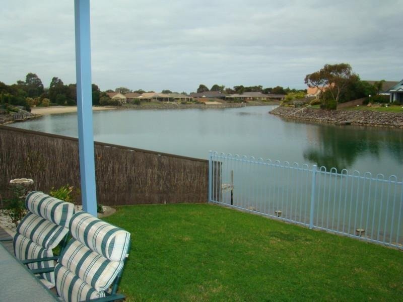 19 Matthew Flinders Drive, Encounter Bay SA 5211