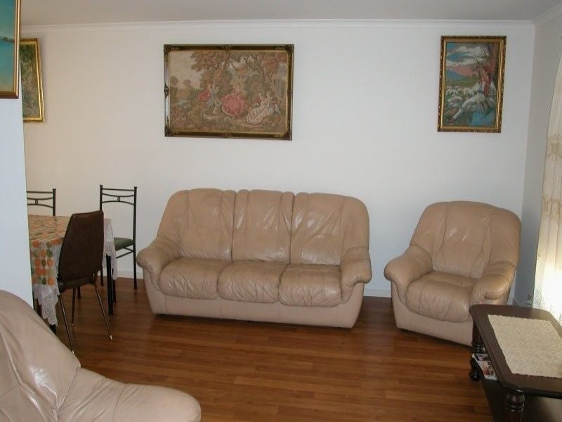 10 Surrey Avenue, Victor Harbor SA 5211