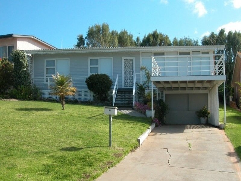 19 Investigator Crescent, Encounter Bay SA 5211