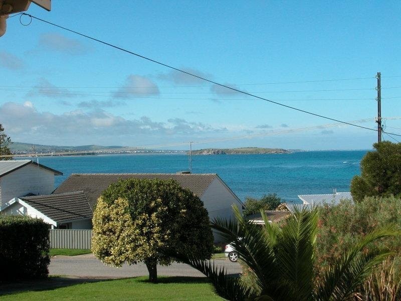 19 Investigator Crescent, Encounter Bay SA 5211