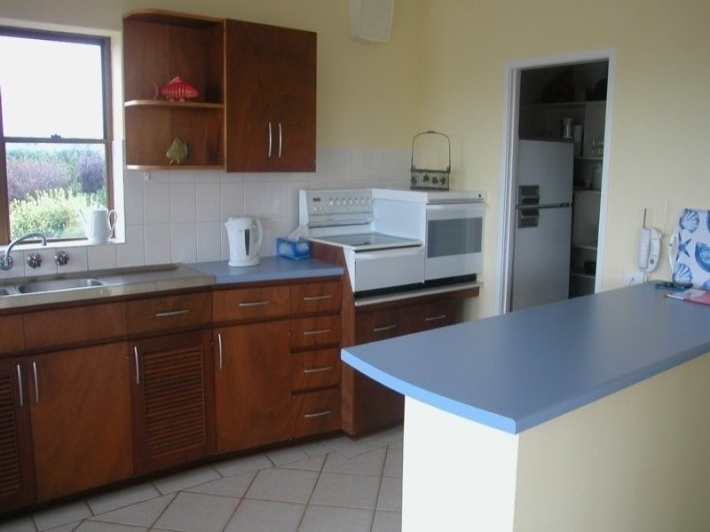 25 Clive Avenue, Encounter Bay SA 5211