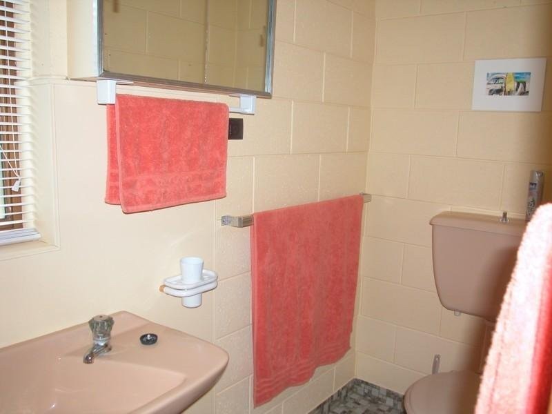 25 Clive Avenue, Encounter Bay SA 5211