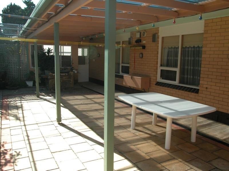 73 Hindmarsh Road, Victor Harbor SA 5211
