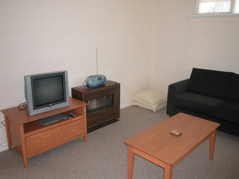 36 Newland Street, Victor Harbor SA 5211