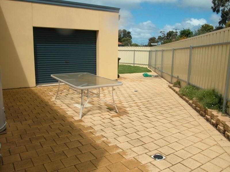 15 Nunkeri Avenue, Encounter Bay SA 5211
