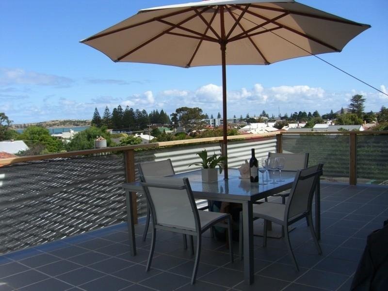 13 Renown Avenue, Victor Harbor SA 5211
