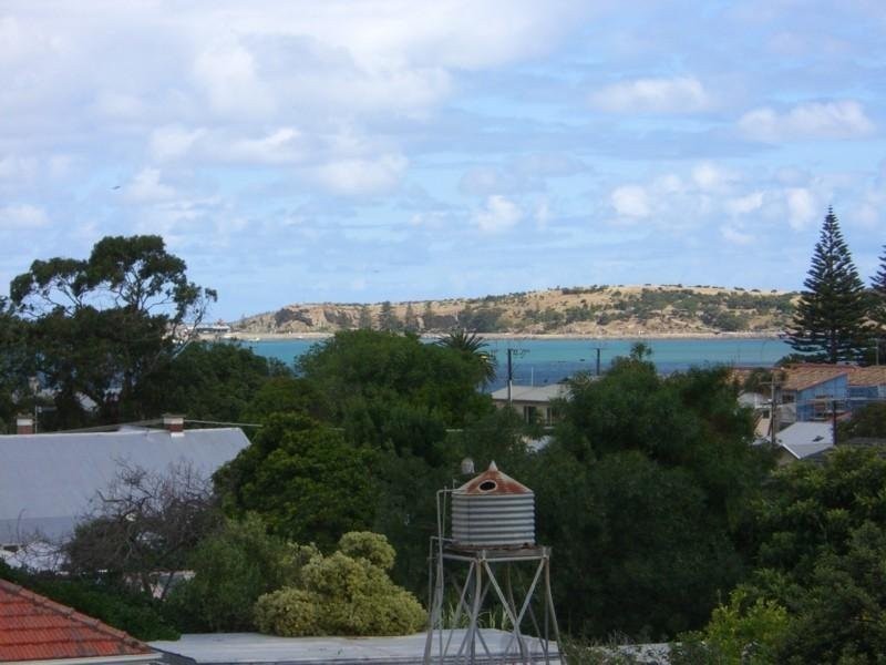 13 Renown Avenue, Victor Harbor SA 5211