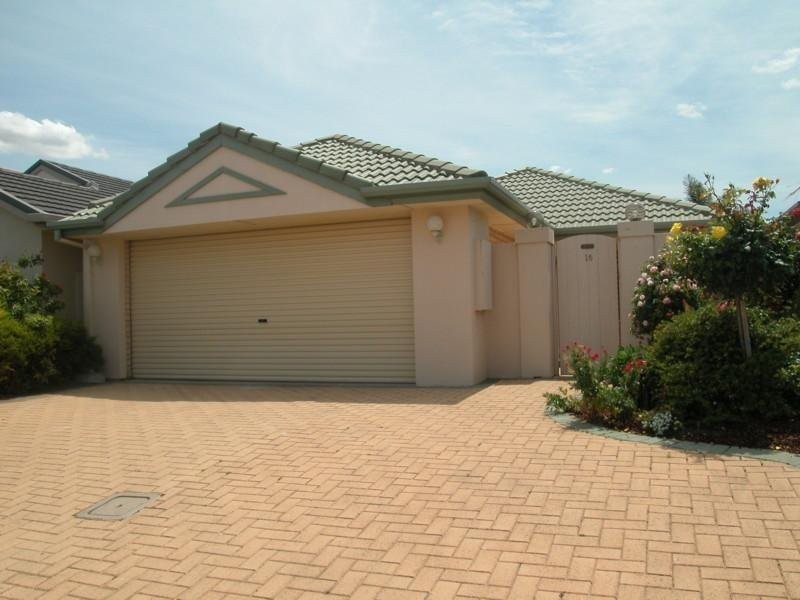 16 Islander Drive, Encounter Bay SA 5211
