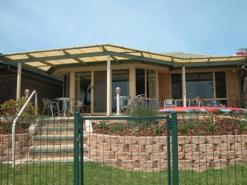 16 Islander Drive, Encounter Bay SA 5211