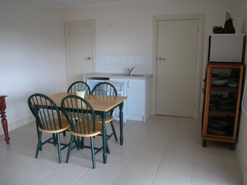 39 Nevin Avenue, Encounter Bay SA 5211