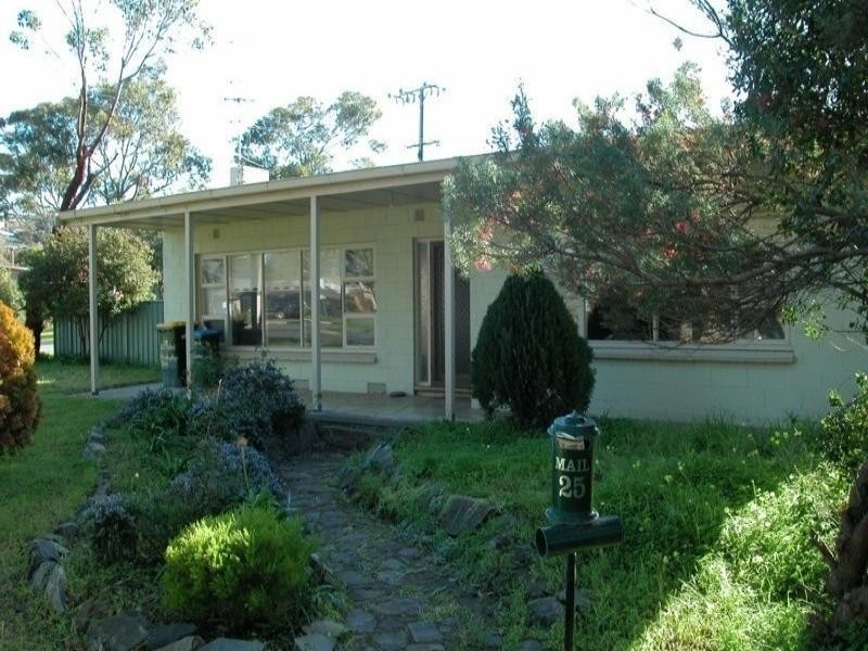25 Petrel Avenue, Encounter Bay SA 5211