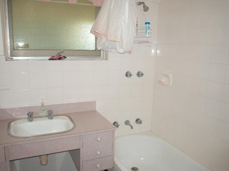 25 Petrel Avenue, Encounter Bay SA 5211