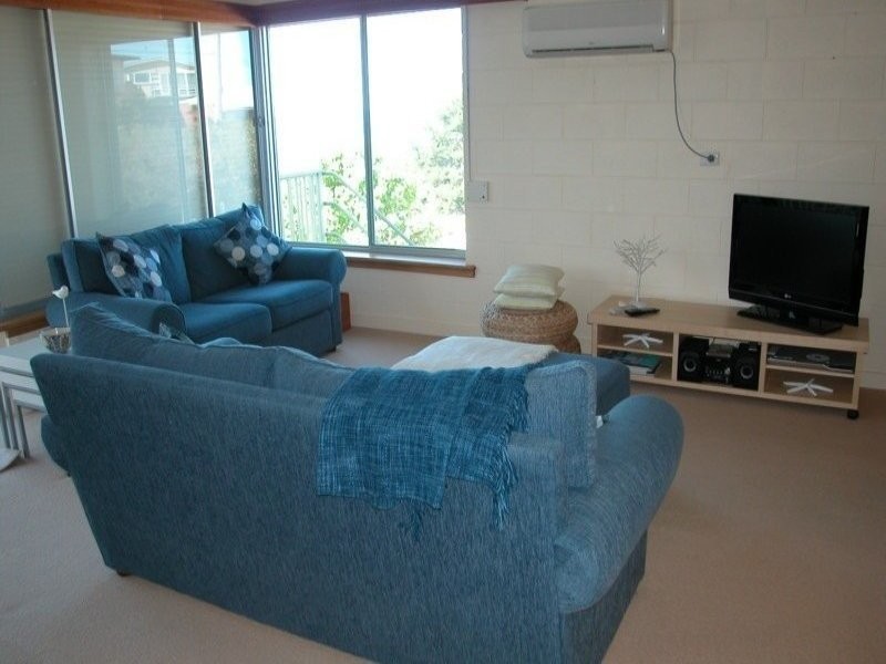 30 Cakebread Road, Encounter Bay SA 5211