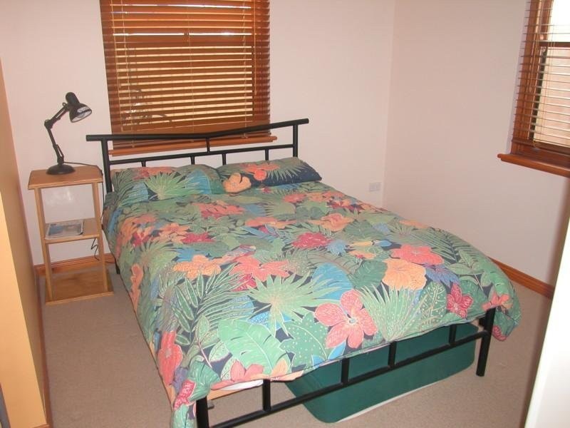 16 Kent Drive, Encounter Bay SA 5211