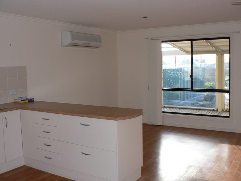 5 Palm Court, Mccracken SA 5211