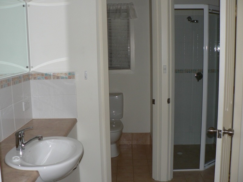 5 Palm Court, Mccracken SA 5211