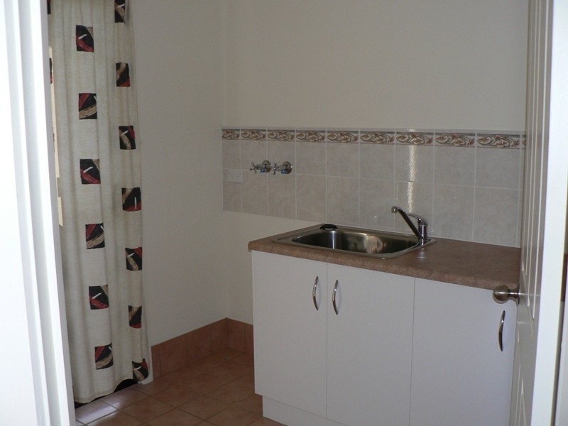 5 Palm Court, Mccracken SA 5211