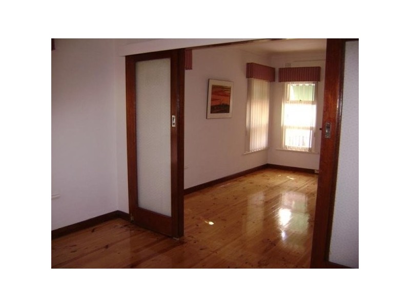 14 Oval Road, Victor Harbor SA 5211