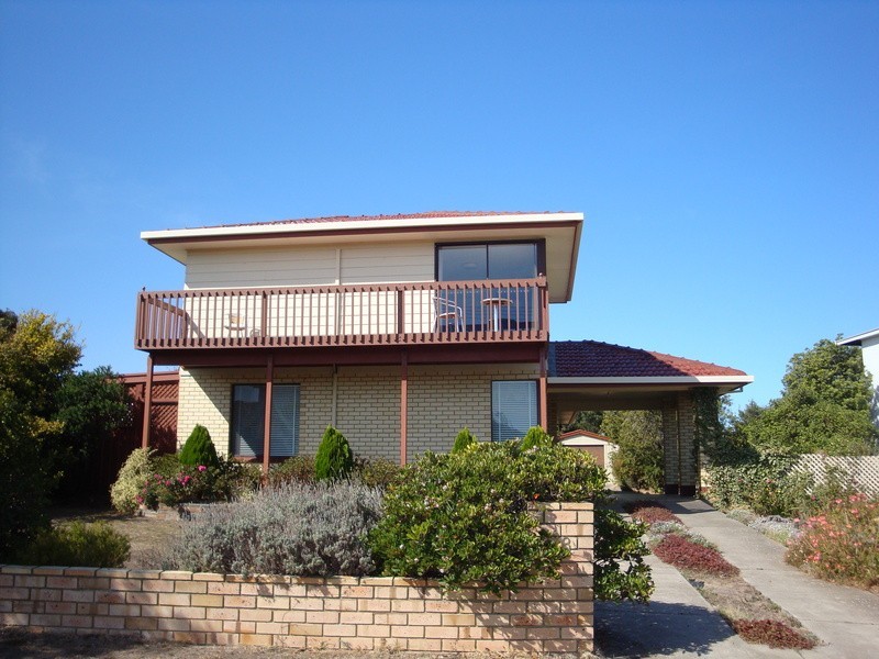 18 Rosetta Avenue, Hayborough SA 5211