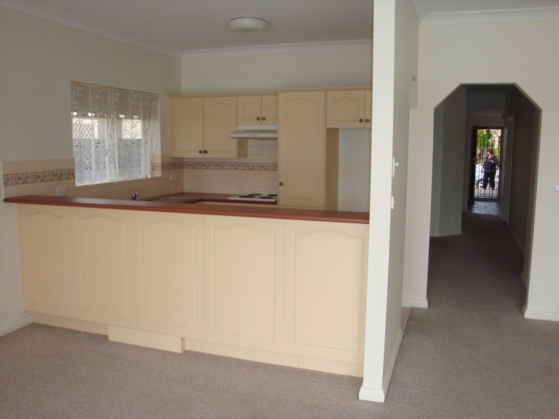 11 Lakeside Circuit, Encounter Bay SA 5211