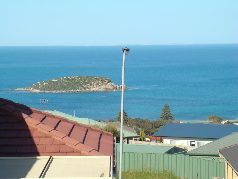 36 Three Gullies Road, Encounter Bay SA 5211