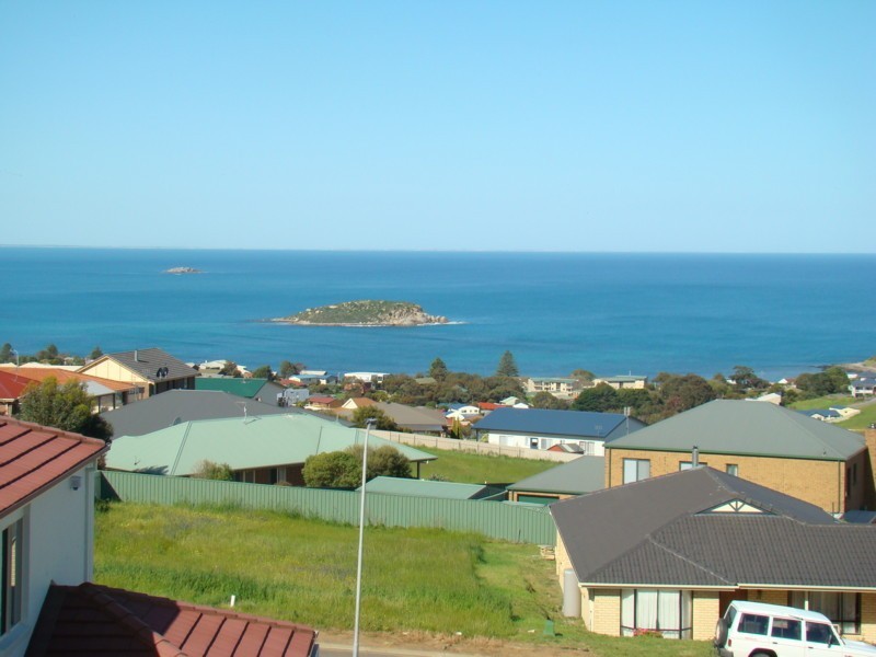 36 Three Gullies Road, Encounter Bay SA 5211