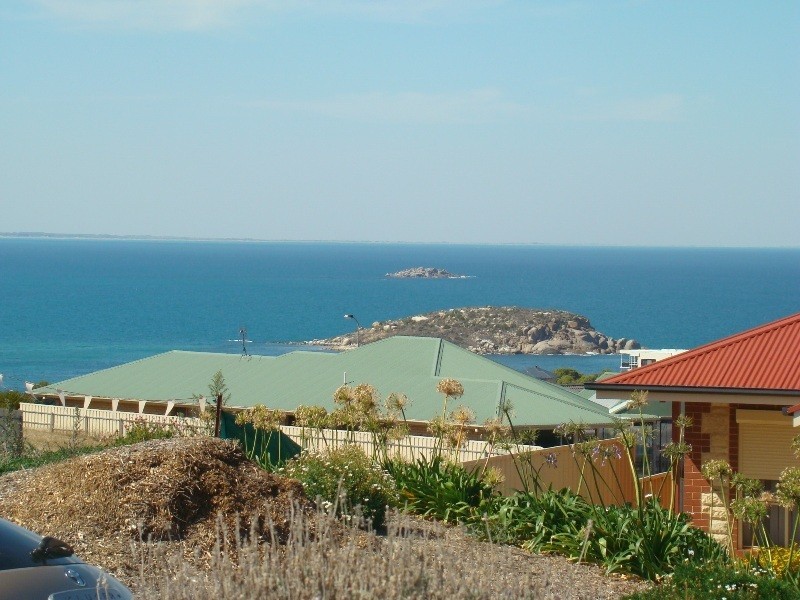 17 Blue Whale Court, Encounter Bay SA 5211