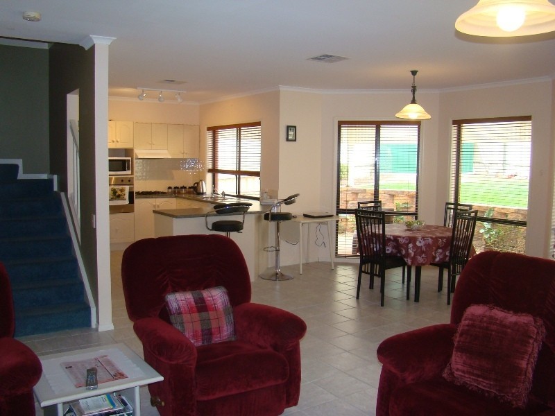 17 Stonehut Circuit, Encounter Bay SA 5211