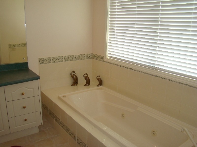 17 Stonehut Circuit, Encounter Bay SA 5211