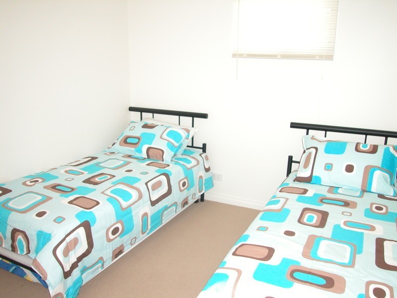 11/2 Solway Crescent, Encounter Bay SA 5211