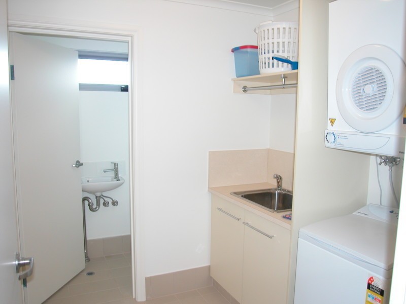 11/2 Solway Crescent, Encounter Bay SA 5211