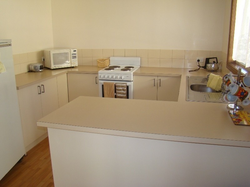 18 Hope Street, Encounter Bay SA 5211