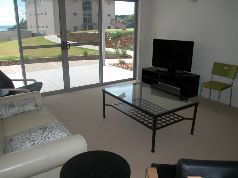 14/2 Solway Crescent, Encounter Bay SA 5211