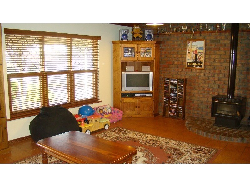 16 Marlborough Street, Victor Harbor SA 5211