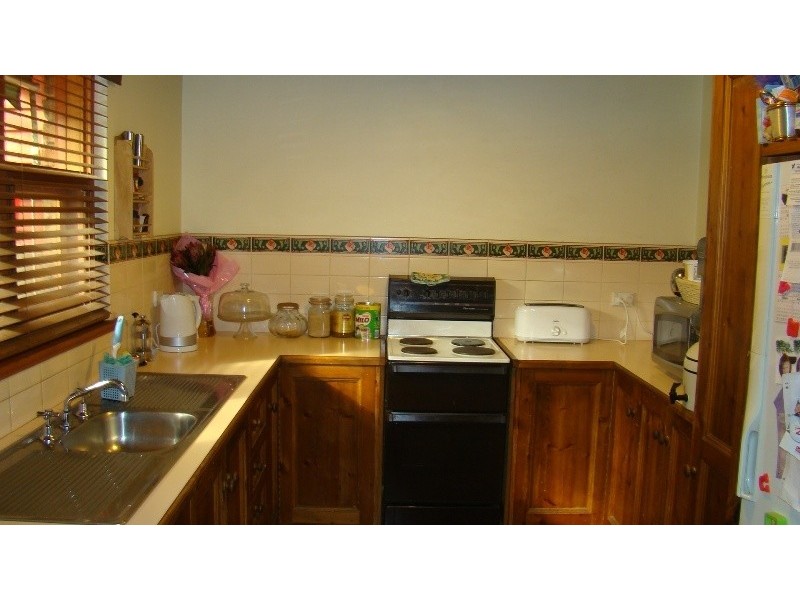 16 Marlborough Street, Victor Harbor SA 5211
