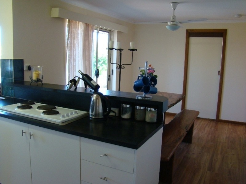 15 Davies Street, Encounter Bay SA 5211