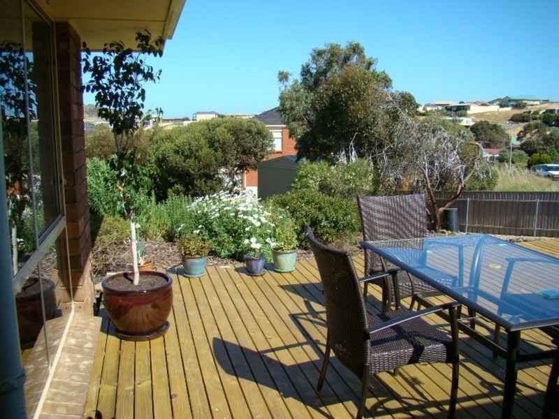 15 Davies Street, Encounter Bay SA 5211