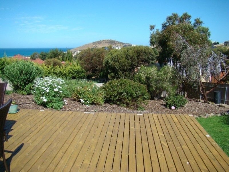 15 Davies Street, Encounter Bay SA 5211