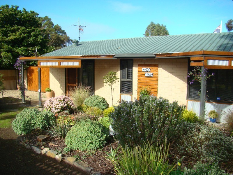 63 Waterport Road, Port Elliot SA 5212